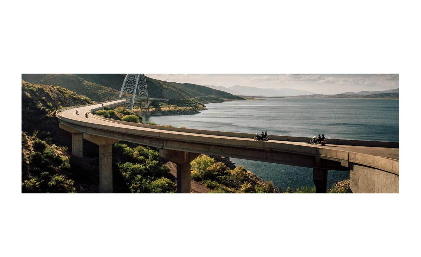 ammf_roadside_assistance_2colpromo_1425x873_A